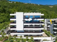 Недвижимость Трёхкомнатная квартира в центре: 24