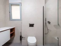 Недвижимость Трехкомнатная квартира в центре: 15