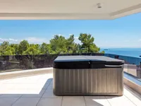 Недвижимость Четырехкомнатная квартира в центре Опатии: 9