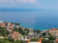 Недвижимость Трехкомнатная квартира в Центре: 28