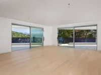 Недвижимость Трехкомнатная квартира Центр: 1