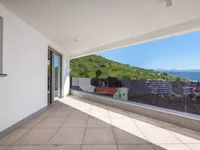 Недвижимость Трехкомнатная квартира Центр: 11