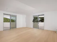 Недвижимость Трехкомнатная квартира в центре: 4