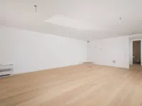 Недвижимость Трехкомнатная квартира в центре: 5