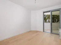 Недвижимость Трехкомнатная квартира в центре: 10