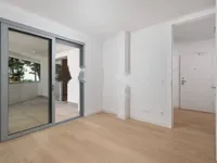 Недвижимость Трехкомнатная квартира в центре: 14