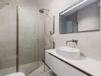 Недвижимость Трехкомнатная квартира Центр: 20