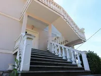 Недвижимость Четырёхкомнатная квартира Ичичи: 28