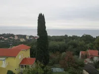 Недвижимость Четырехкомнатная квартира Оприч: 4