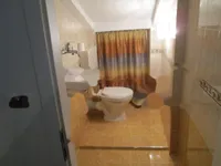 Недвижимость Четырехкомнатная квартира Оприч: 22