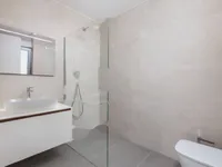 Недвижимость Трехкомнатная квартира Центр: 18