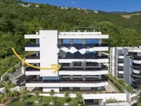 Недвижимость Трехкомнатная квартира в центре: 3