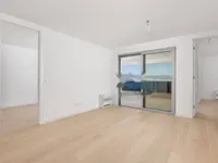 Недвижимость Трехкомнатная квартира в центре: 13