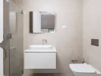 Недвижимость Трехкомнатная квартира в центре: 17