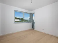 Недвижимость Трехкомнатная квартира в центре: 10