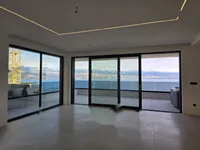 Недвижимость Четырехкомнатная квартира Центр: 2