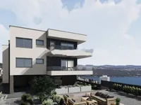 Недвижимость Трехкомнатная квартира в центре: 8