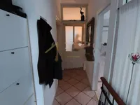 Недвижимость Трехкомнатная квартира в центре: 13