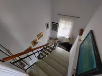 Недвижимость Трехкомнатная квартира в центре: 15