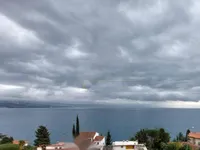 Недвижимость Трехкомнатная квартира в центре: 17