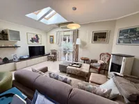 Недвижимость Трехкомнатная квартира, Побрии: 3