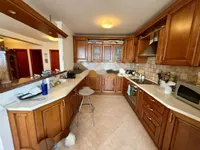 Недвижимость Трехкомнатная квартира, Побрии: 6