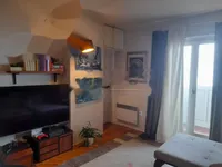 Недвижимость Трехкомнатная квартира Центр: 4