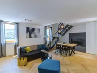 Недвижимость Трехкомнатная Квартира Воложко: 1