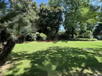 Недвижимость Трёхкомнатная квартира в центре: 12