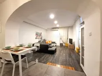 Недвижимость Трехкомнатная квартира в центре Опатии: 3