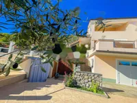 Недвижимость Дуплекс Вепринац, Опатия: 36