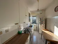 Недвижимость Трехкомнатная квартира в центре: 7