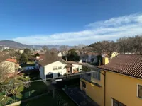 Недвижимость Трехкомнатная квартира в центре: 16