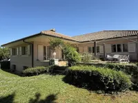 Недвижимость Single house 10 rooms: 1