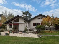 Недвижимость Single house 9 rooms: 1