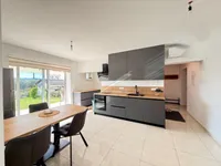 Недвижимость Дом Ново Парецаг: 3