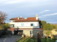 Недвижимость Двухэтажный дом в Бошамарине: 2