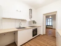 Недвижимость Четырехкомнатная квартира в центре: 8