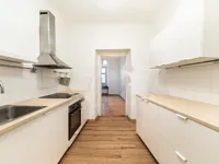 Недвижимость Четырехкомнатная квартира в центре: 9