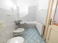 Недвижимость Четырехкомнатная квартира в центре: 12