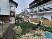 Недвижимость Трехкомнатная квартира Вич: 1