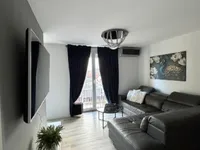 Недвижимость Трехкомнатная квартира Шишка: 1