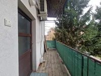 Недвижимость Двухкомнатная квартира в центре: 2