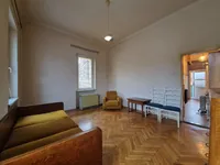 Недвижимость Двухкомнатная квартира в центре: 9