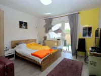 Недвижимость Дом, Блед.: 8