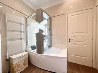 Недвижимость Трёхкомнатная квартира в Центре: 25