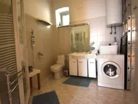 Недвижимость Двухкомнатная квартира Центр: 12