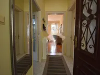 Недвижимость Двухкомнатная квартира Центр: 13