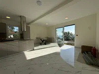 Недвижимость Трёхкомнатная квартира Побри: 9