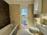 Недвижимость Четырехкомнатная квартира: 7